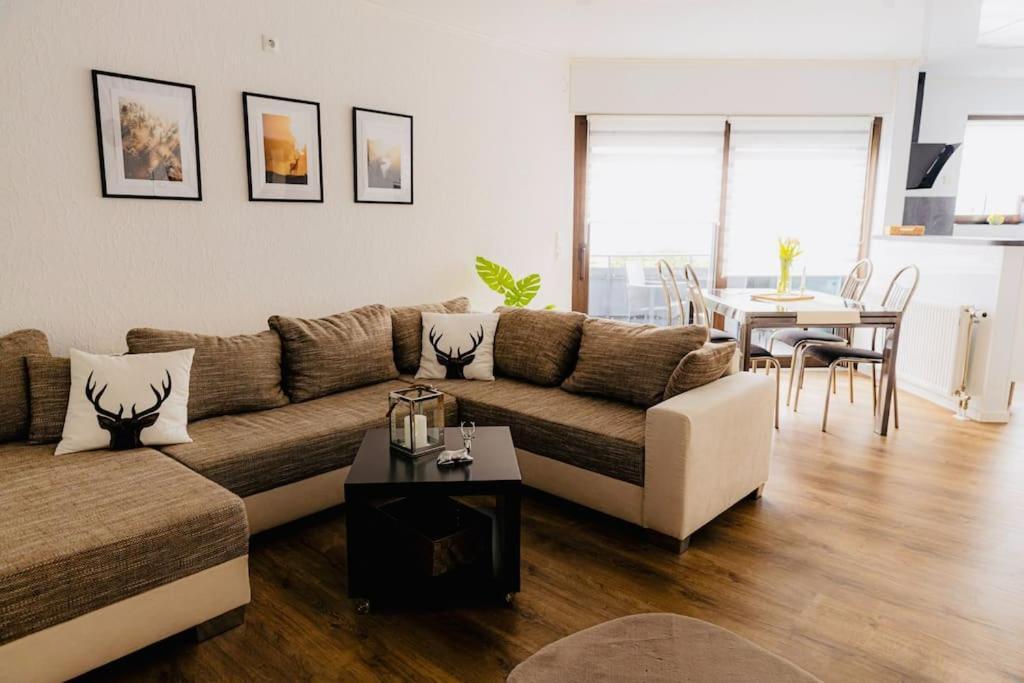 Wohnung Hirschhoehe Im Taunus Neu-Anspach Esterno foto